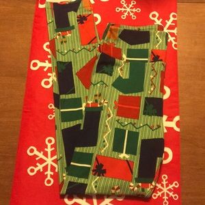 LuLaRoe Christmas leggings